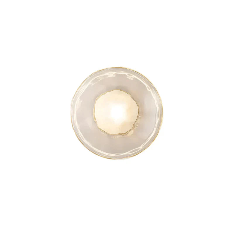 stilren vägglampa i frostat glas och robust metall för modern och elegant belysning