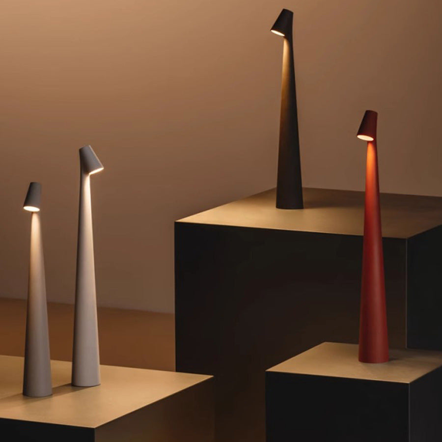 nordisk trådlös bordslampa med dimbart led-ljus och touch-funktion