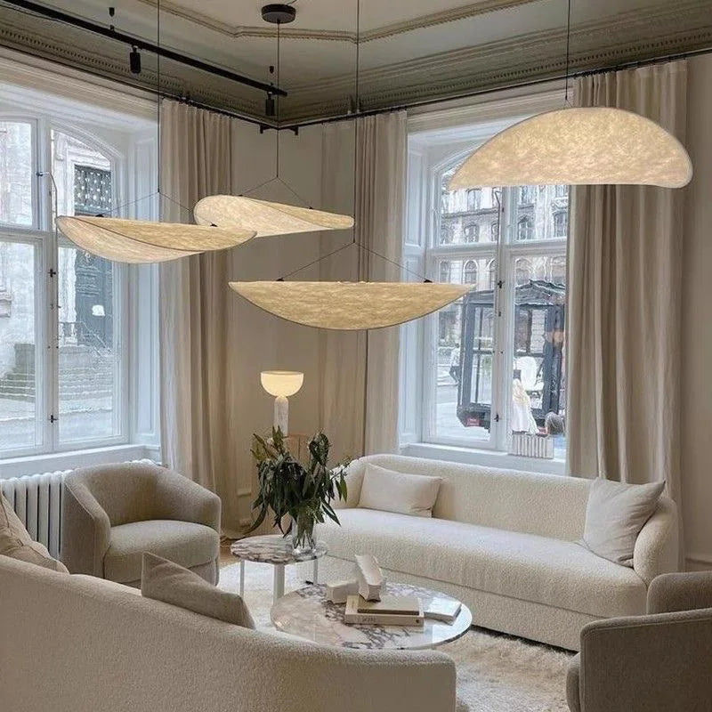 exklusiv handgjord silkespendel med nordisk wabi-sabi design för matsal och vardagsrum
