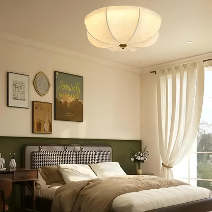 Elegant plafond i tyg med mid-century och art deco design för vardagsrum och sovrum
