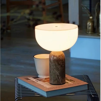 Elegant marmor bordslampa med varm LED-belysning och touch-funktion